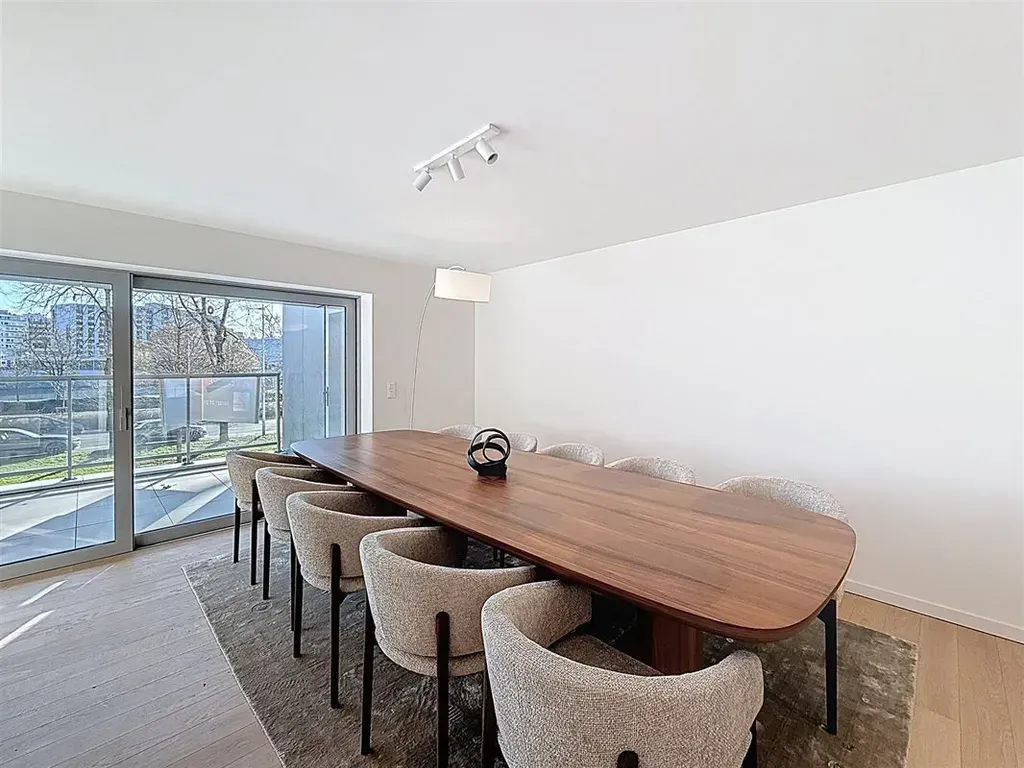 Sala da pranzo - Luxury 3-Bed Apartment with River View in Liège
