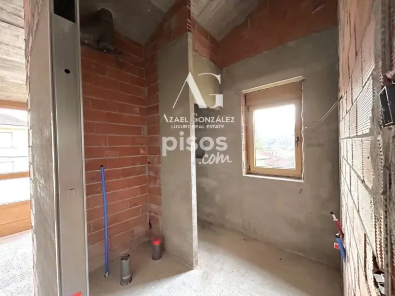 Toad - House with Valley Views in Villacarriedo