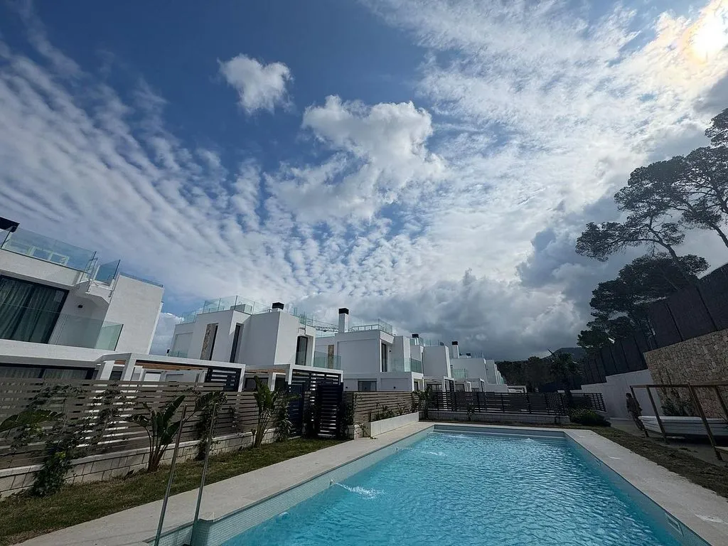 Piscine - New Villa with Pool and Terrace in Cala Tarida, Ibiza