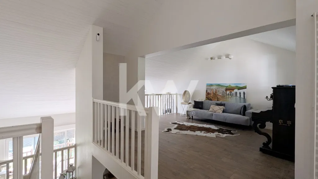 Toad - Luxury House with Panoramic View in Montmorency