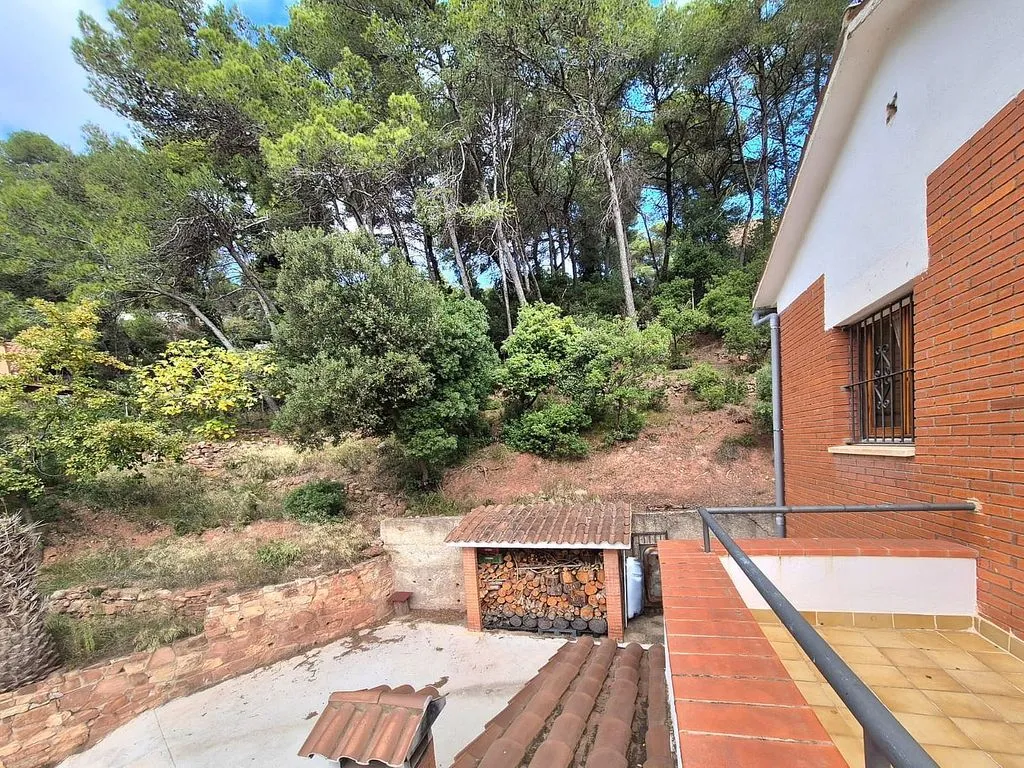 Terrass - Chalet with Pool and Terrace in Cervelló