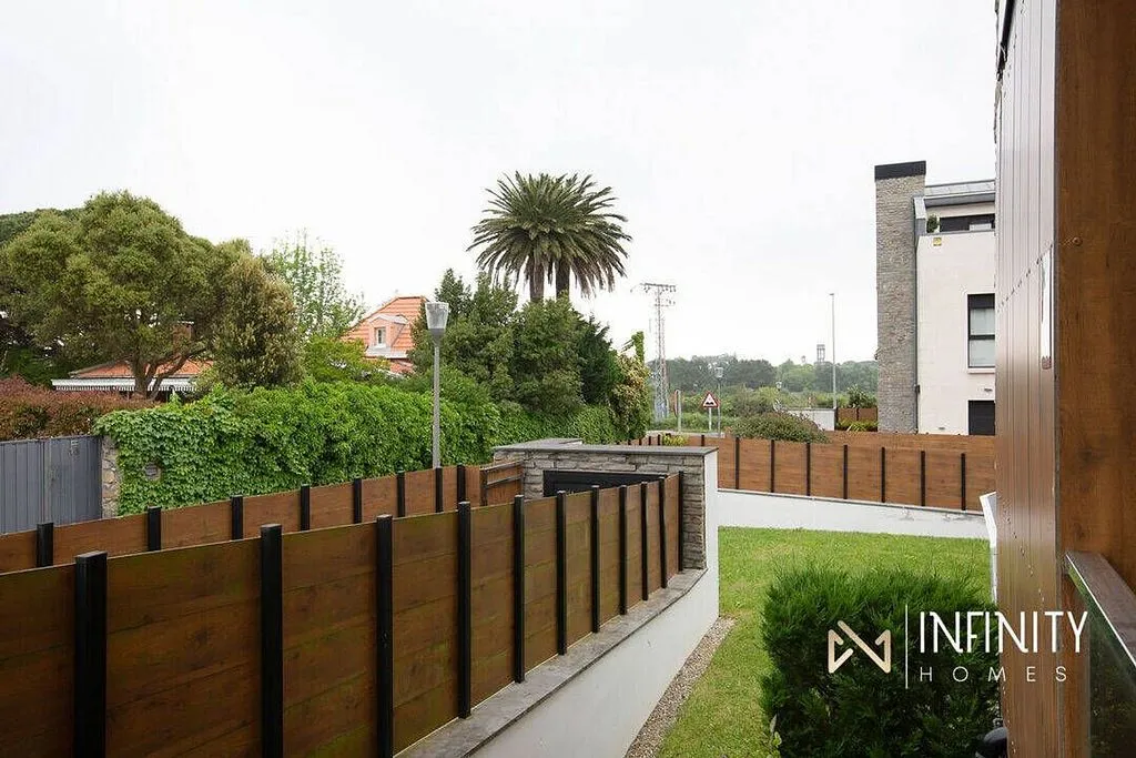 Garden - Duplex with Terrace in La Galea, Getxo