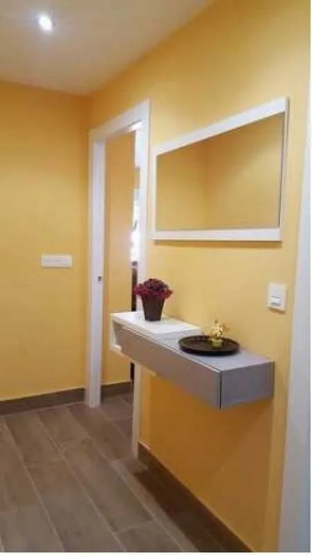hallway_entrance