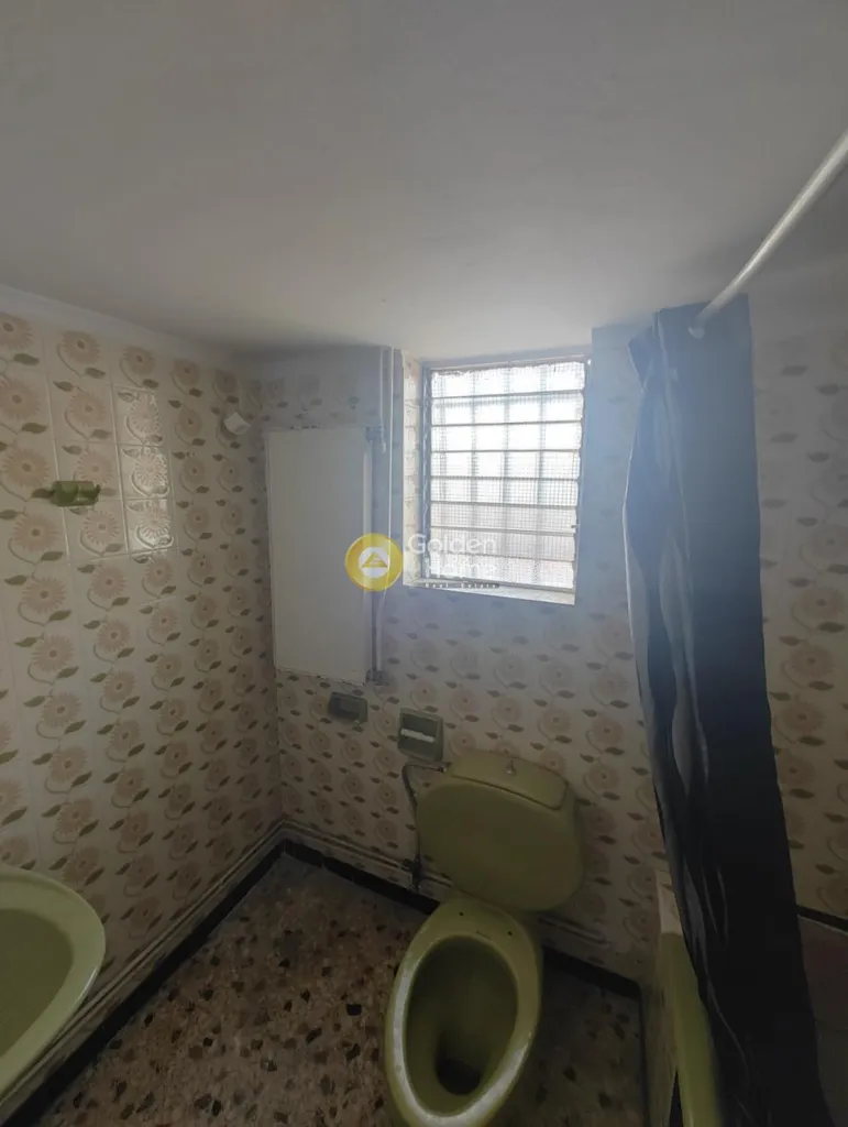 Vannitoad - Apartment with Balcony in Menidi, Athens