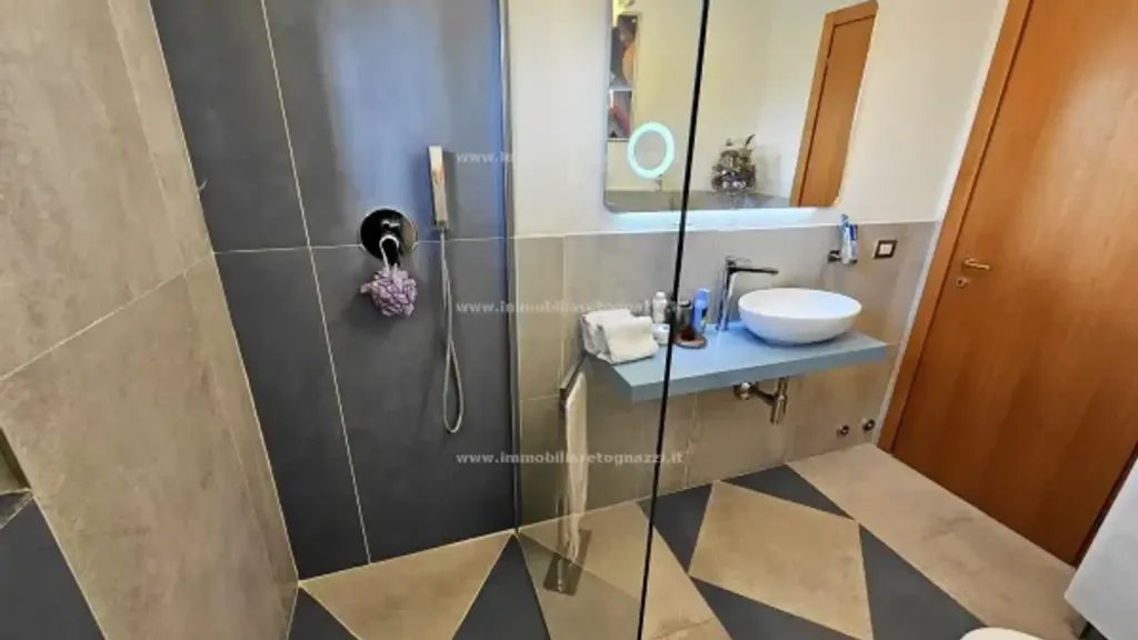 Bagni - Terraced Apartment in Castelnuovo d'Elsa