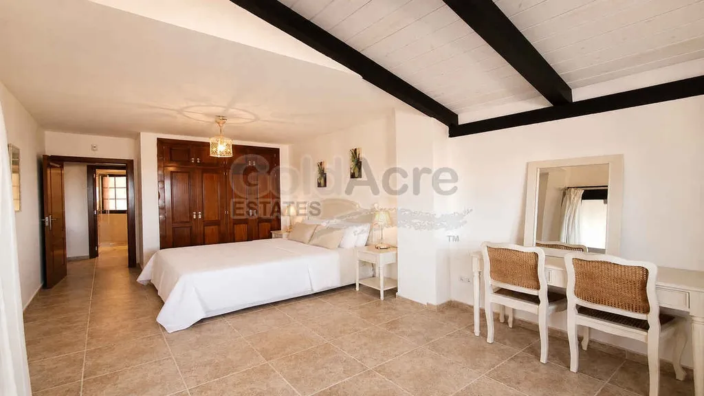 Magamistoad - Two-Bedroom Apartment with Pool in Corralejo