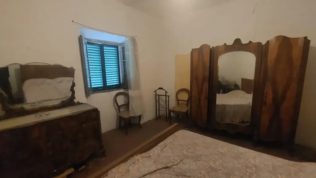 Bedrooms - Terraced House with Garden in Vernio