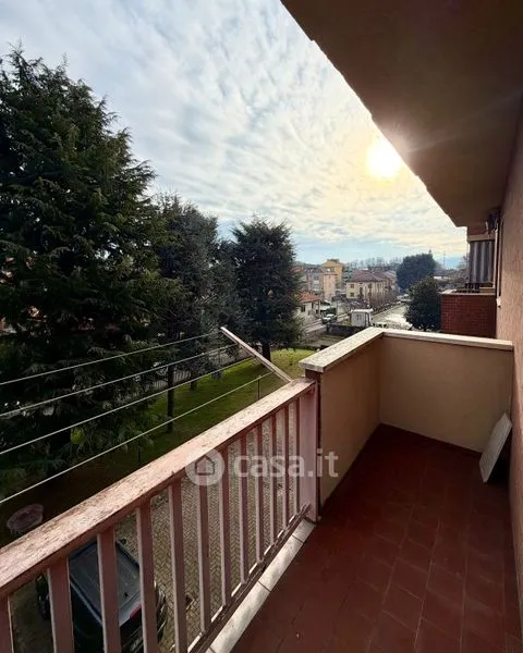 Balcone - Bright Apartment with Balcony in Asti