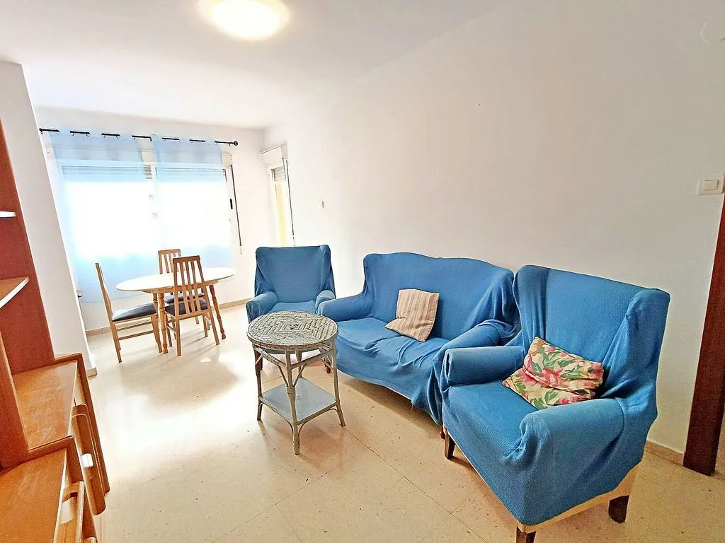 Soggiorno - Student Flat with Balcony in Central Location