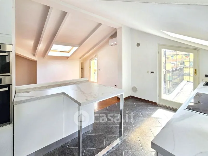 Cuisine - Mansard Apartment with Terrace in Monza