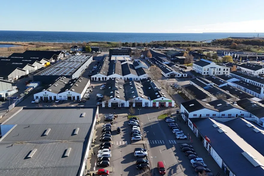 Õhuvaade - Retail Property with High Footfall in Køge