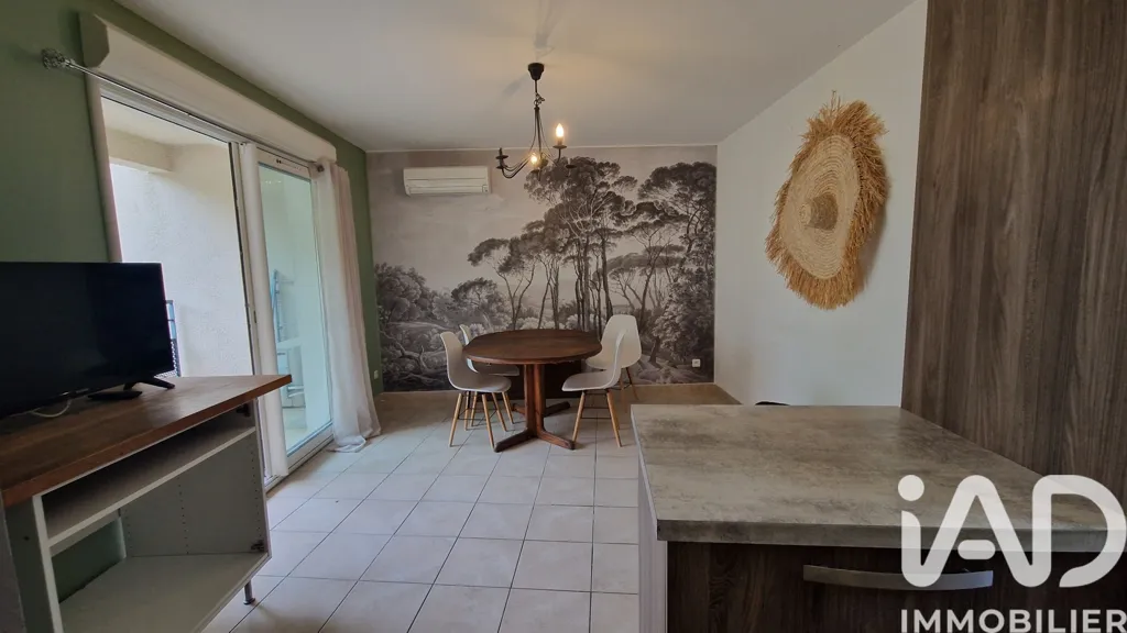 Söögituba - Apartment with Terrace in Valensole