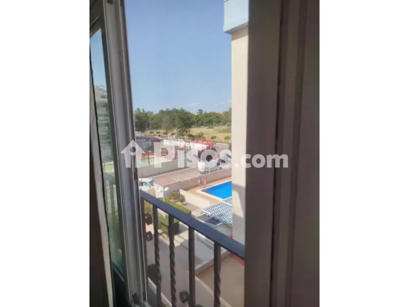 Rõdu - Duplex with Balcony and Pool in Sagunto