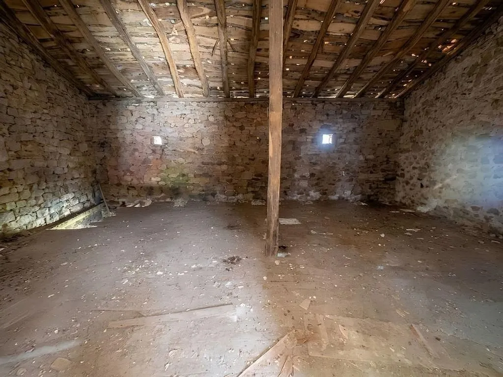 Stanze - Traditional House with Barn and Loft in Alceda