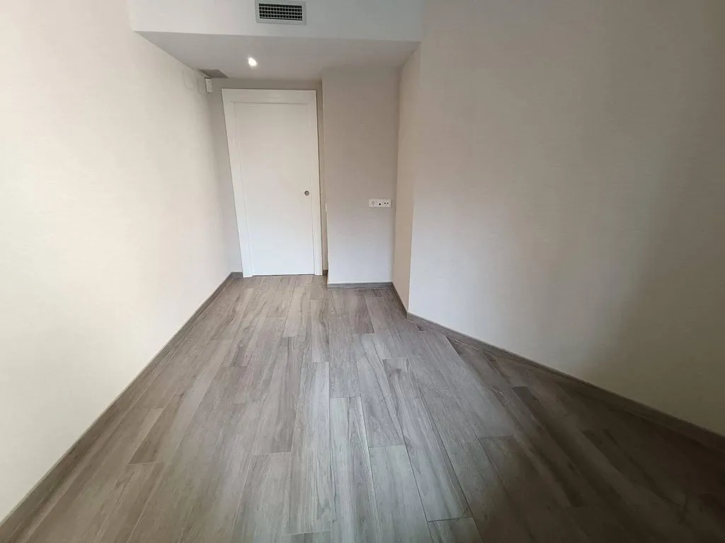Rooms - Luxury Duplex Flat with Terrace in Arenys de Mar