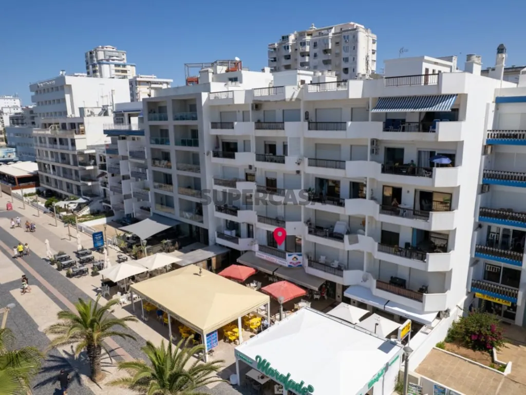 Balcony - 3-Bedroom Flat with Sea View in Loulé
