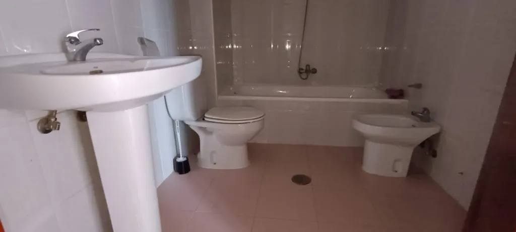3 magamistoaga korter asukohas Zamora