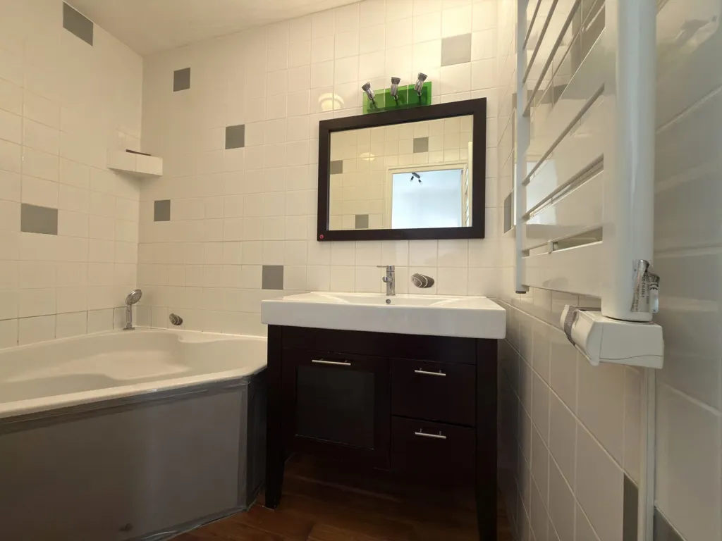 Vannitoad - Family Flat with Balcony in Saint-Martin-d'Hères