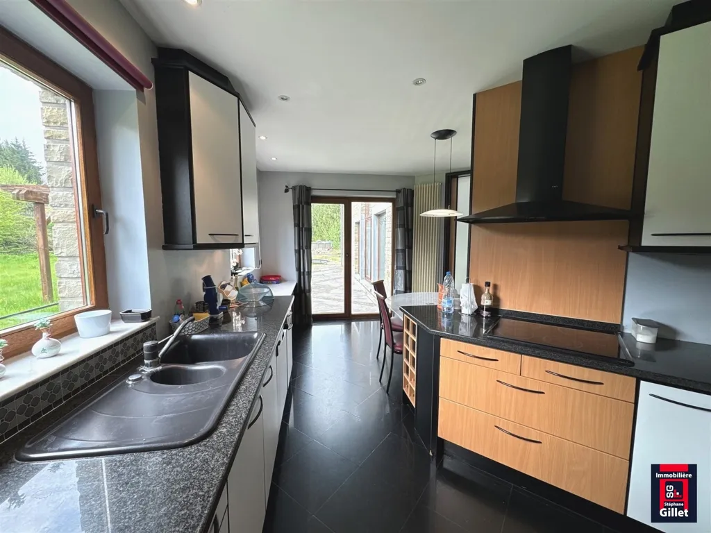 4-bedroom house in Marchin