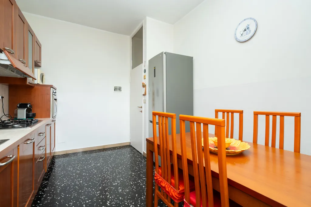 Söögituba - Apartment with Balcony in Torino, Vallette Lucento