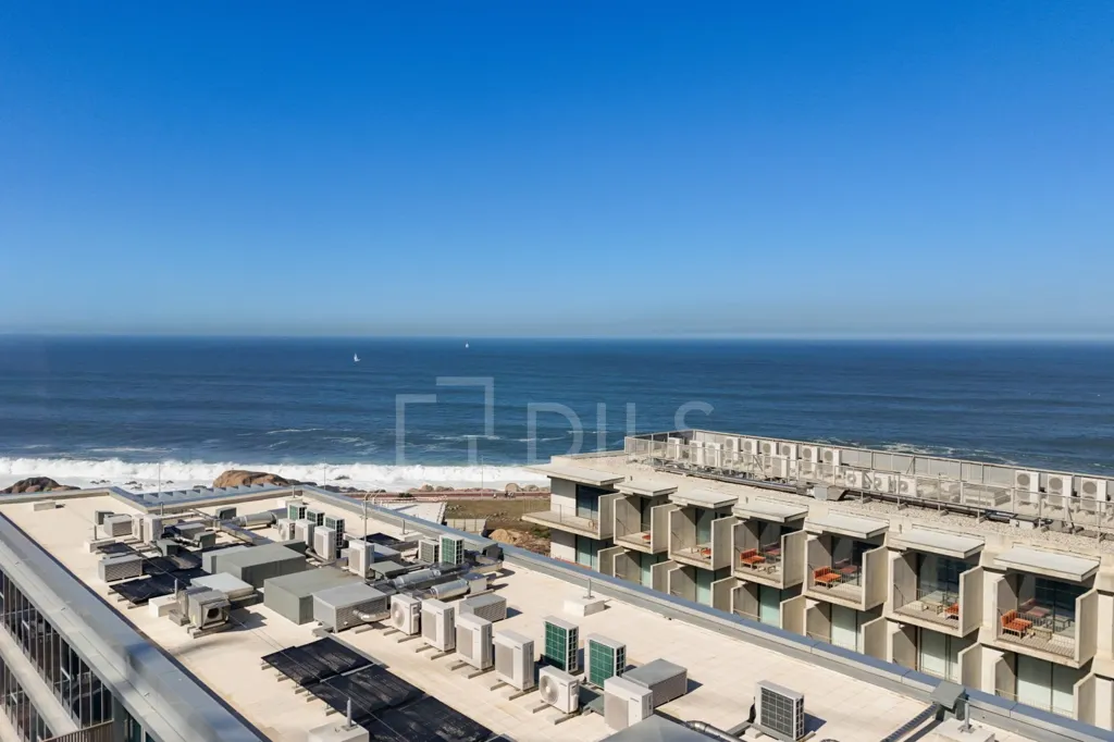 Balcone - Luxury 3-Bedroom Flat with River Views in Vila Nova de Gaia
