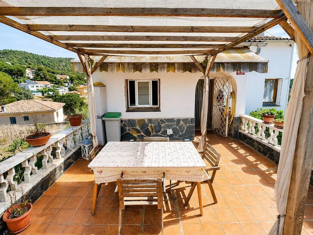 Terrasse - Chalet with Terrace in Mas Mora, Sant Daniel