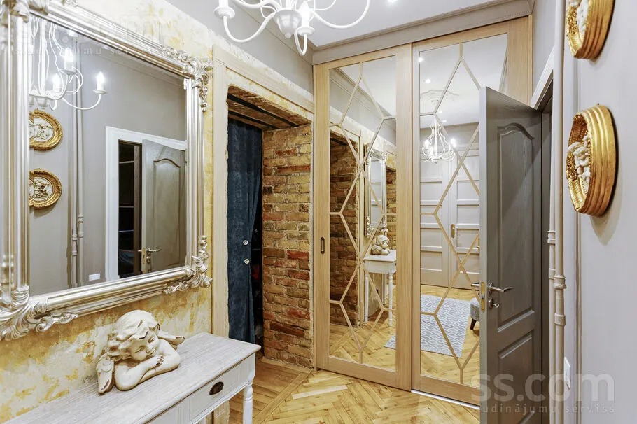 Ingresso - Modern 2-Bedroom Apartment in Riga Centre