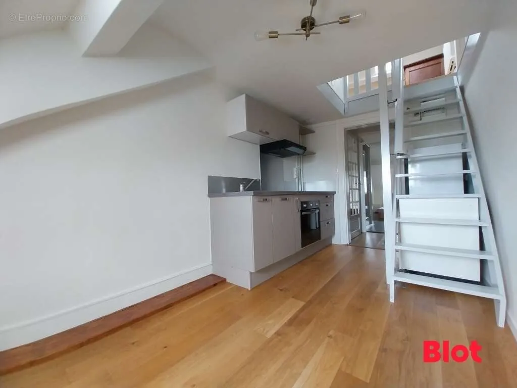 Cucina - Renovated 1-Bed Flat with South View in Rennes