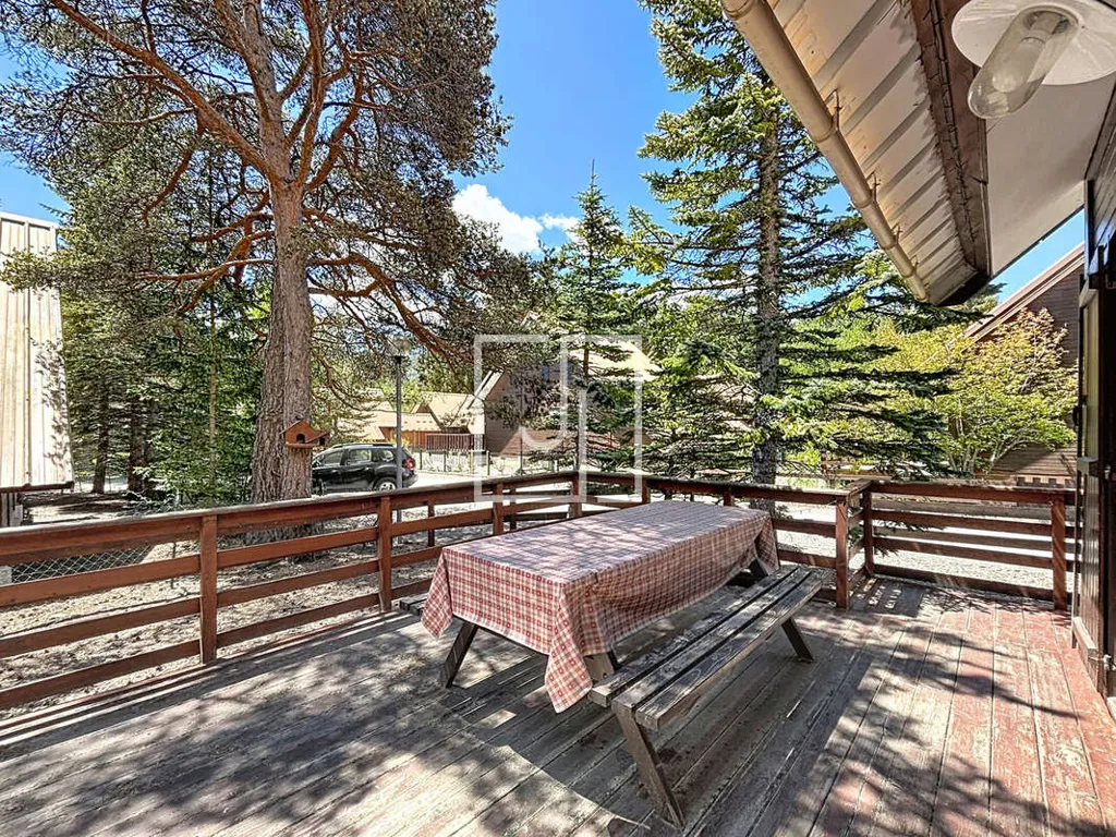Terrass - Renovated Chalet with Garden in Barcelonnette
