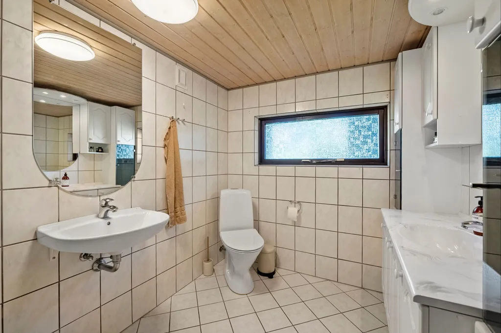Vannitoad - Spacious Villa in Rural Setting, Skalkendrupvej