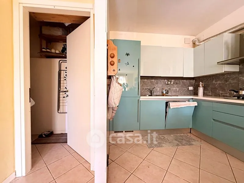 Cuisine - Semi-Detached Apartment with Private Balcony in Chiavari