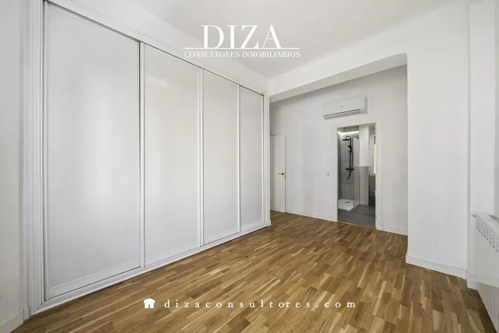 Bedrooms - Luxury Flat with West View in Ibiza, Madrid
