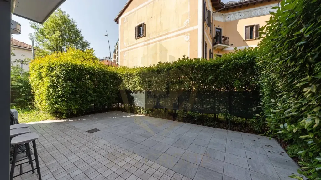 Terrass - Modern Flat with Private Garden in Monza