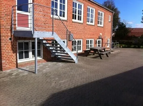 Jardin - Modern Terraced House with Shared Garden in Skive