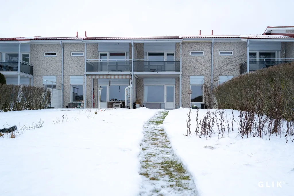 Exterior - Apartment with Lake View in Tohloppi, Tampere
