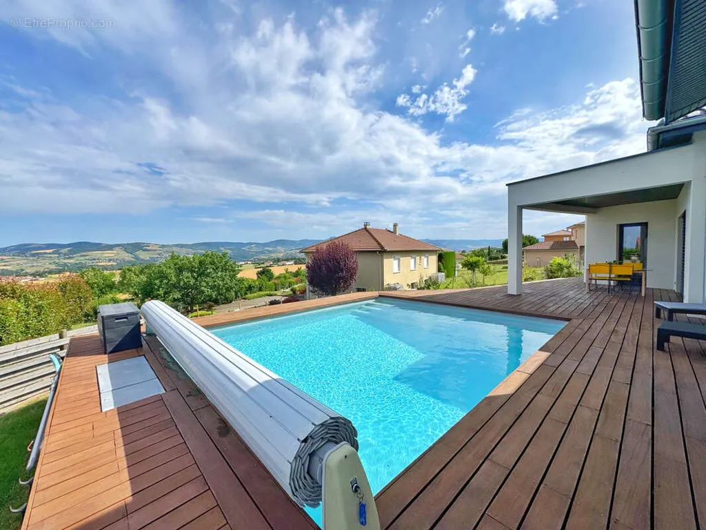 Piscina - Contemporary House with Pool in Saint-Joseph