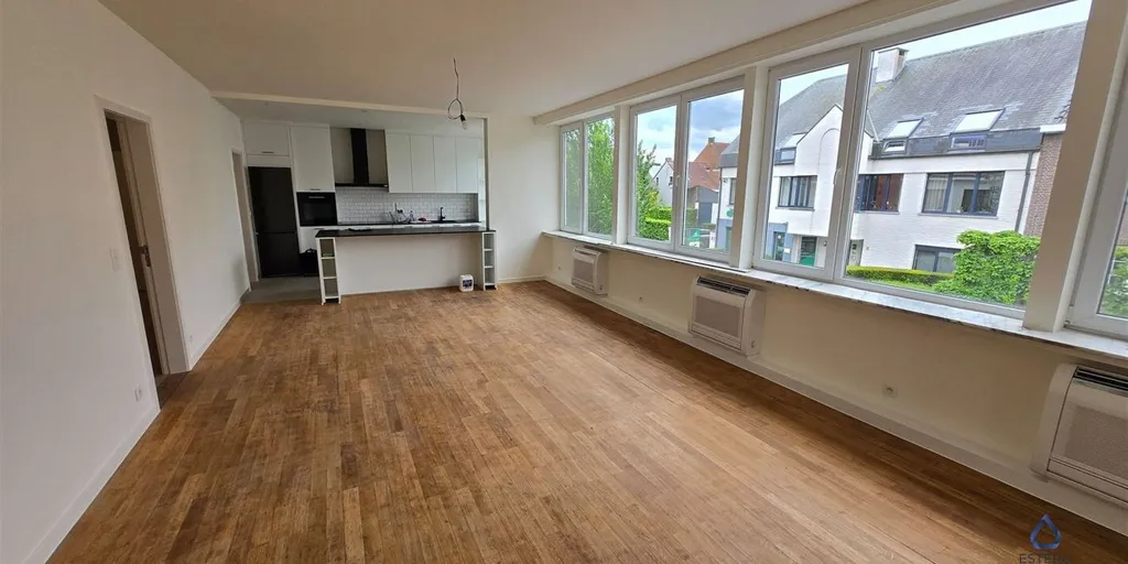 Séjour - Appartement Rénové avec Terrasse à Itegem