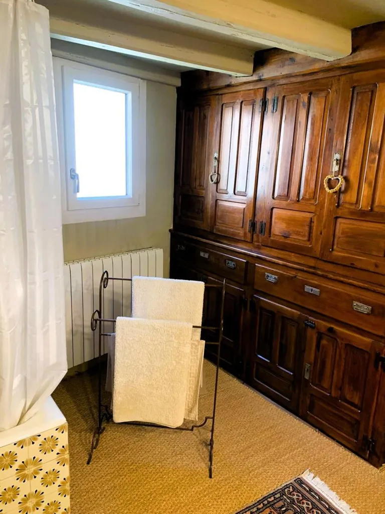 Vannitoad - Spacious House with Mountain Views in Sin