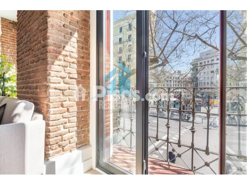 Balcon - Fully Furnished Flat with Balconies in Goya