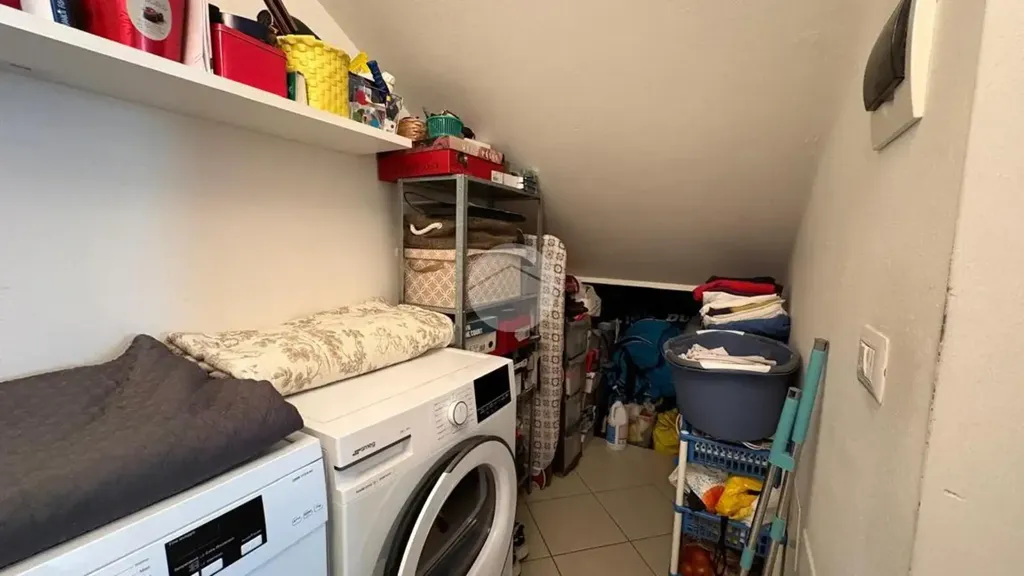 Utility Room - Modernised Two-Bedroom Apartment in Florence