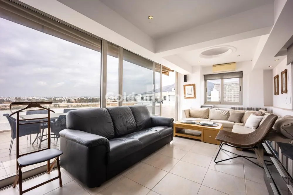 Elutuba - Mezzanine Flat with Park View in Elliniko