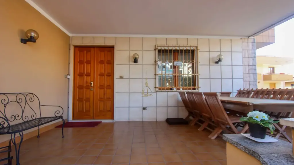 Terrace - Apartment with Private Garden in Moncalieri
