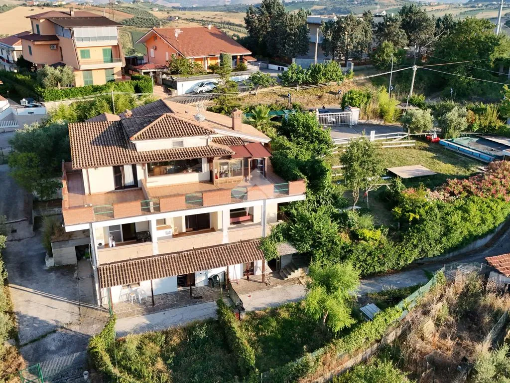 Vista aerea - Independent Villa with Pool in Roseto degli Abruzzi
