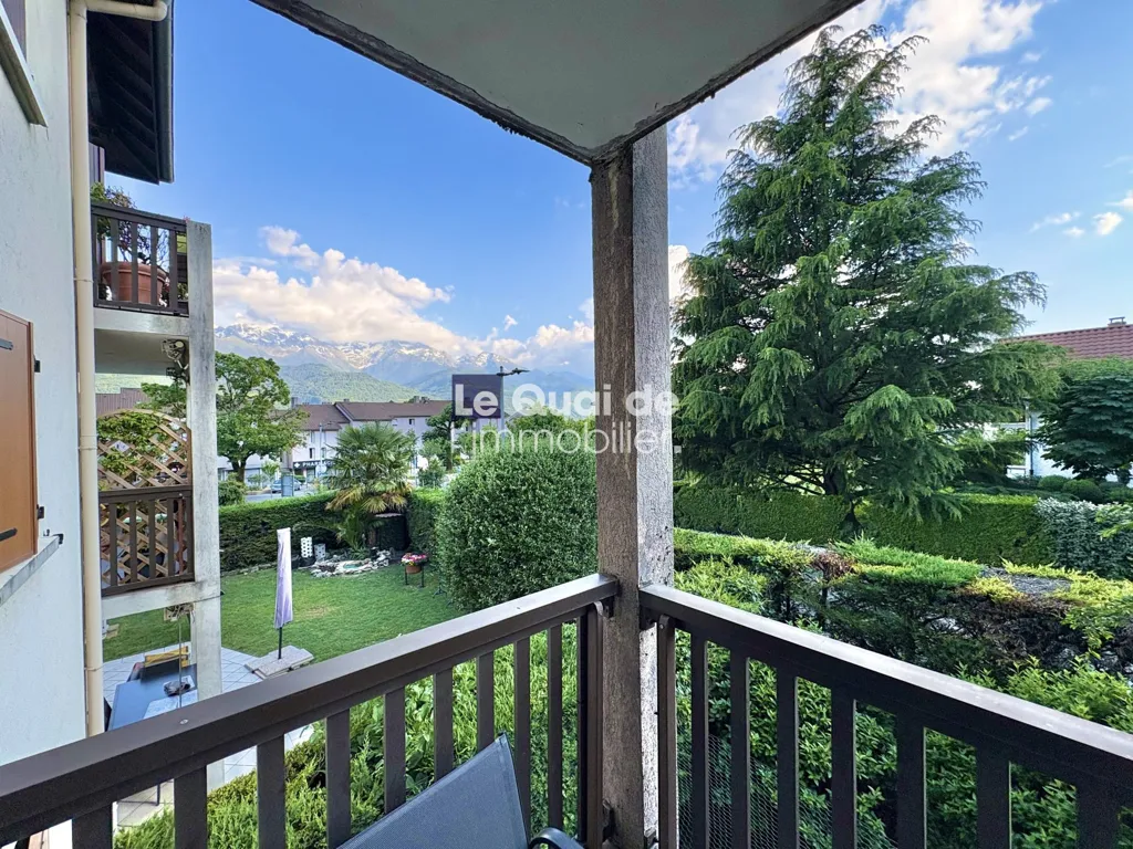 Rõdu - Renovated 2-Bed Flat with Balcony in Crolles