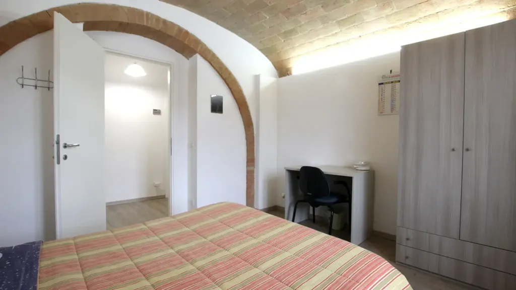 Magamistoad - Split House with Garden in Poggibonsi