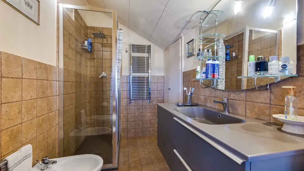 Salles de bain - Penthouse with Terraces in Rome