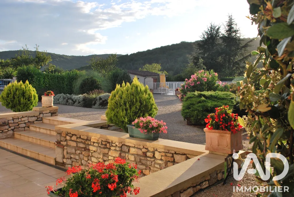 Garden - Renovated Mas with Pool in Lot Valley