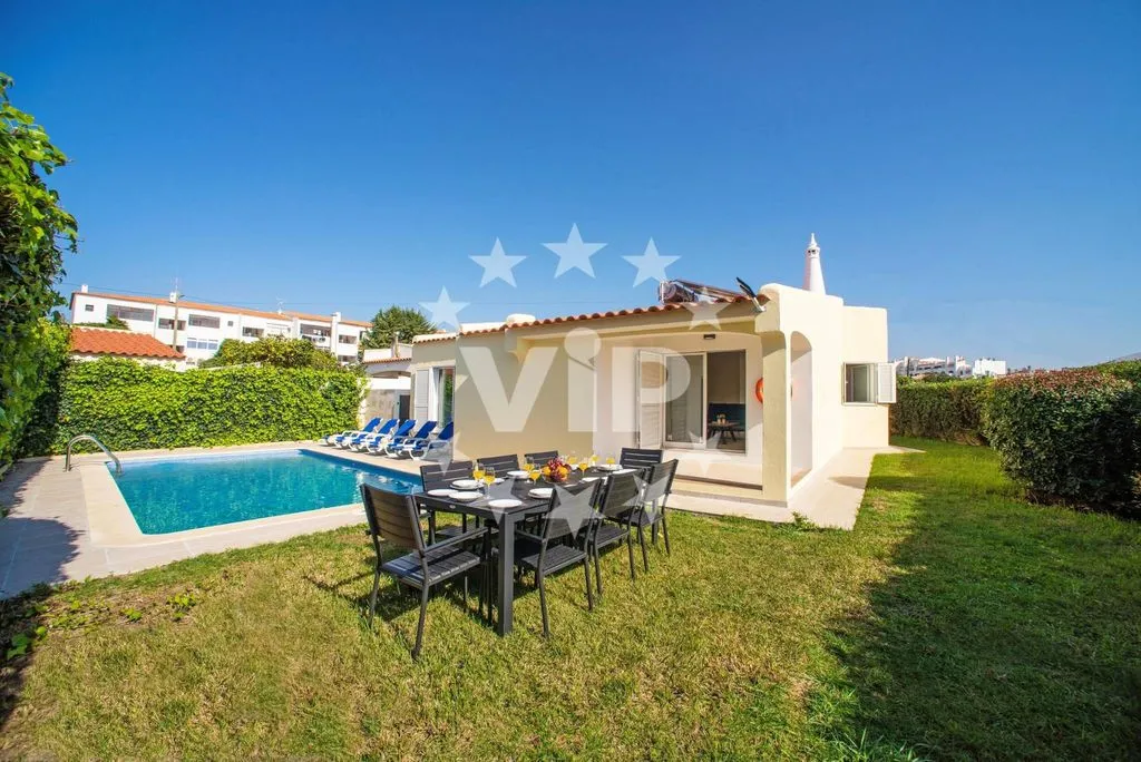 Bassein - 4-Bedroom Villa with Pool in Albufeira