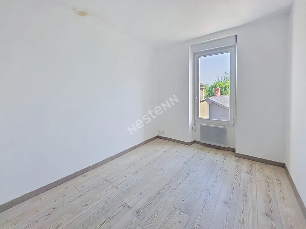 Toad - Three-Bedroom House with Courtyard in Maumusson