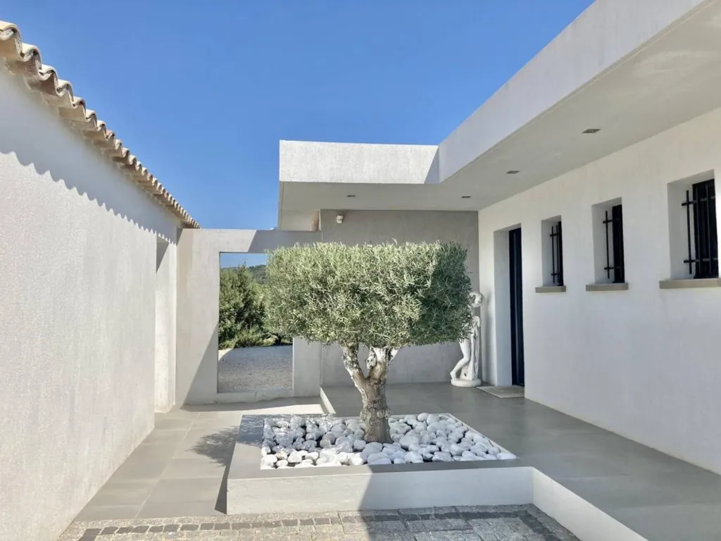 Aed - New Build House with Terrace in Pibrac